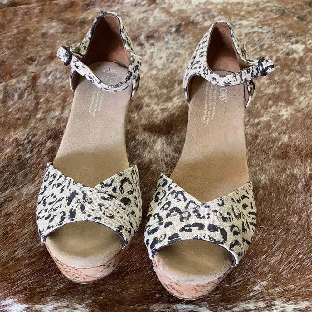 TOMS Leopard Wedge Sandals
